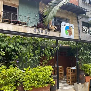 Hostal Casa Estación Y Restaurante, Medellín
