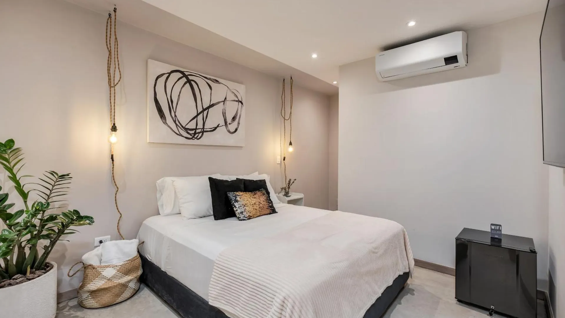 Mohk Boutique By Housy Host Hotel Medellin Colombia
