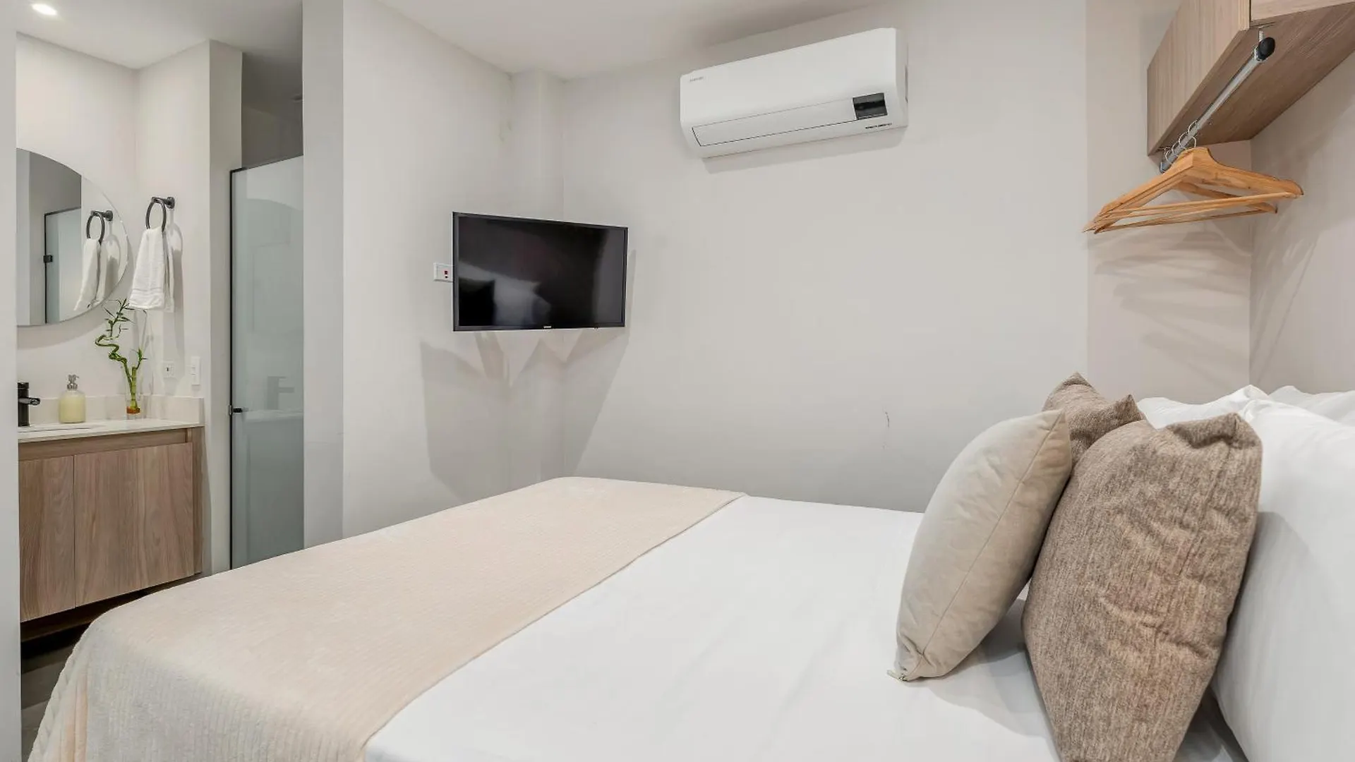 Mohk Boutique By Housy Host Hotel Medellin Colombia
