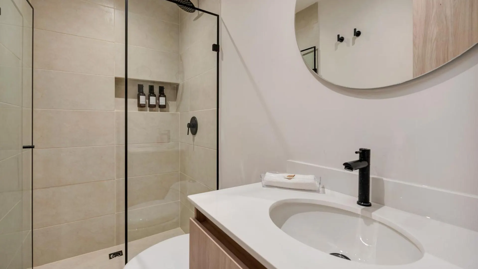 Hotel Mohk Boutique By Housy Host Medellín 0*,