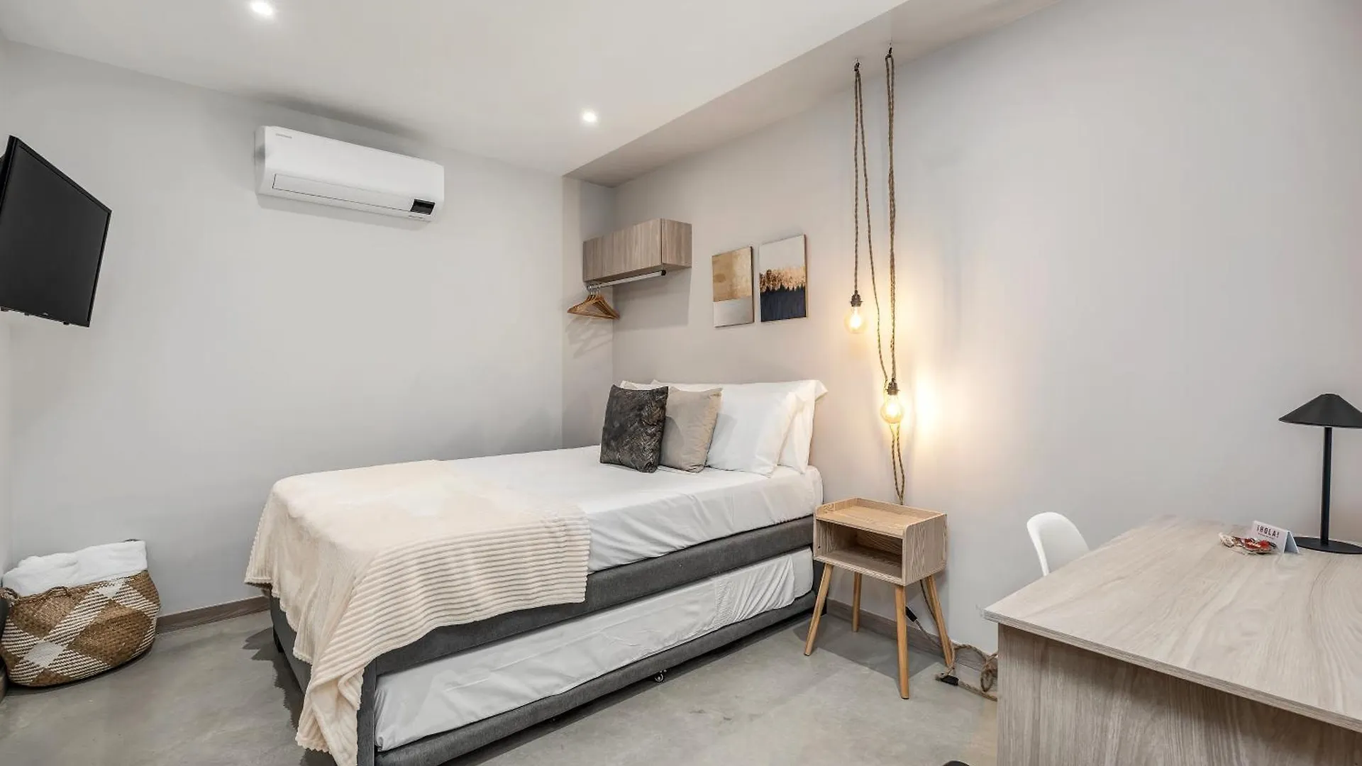 Hotel Mohk Boutique By Housy Host Medellín Colombia