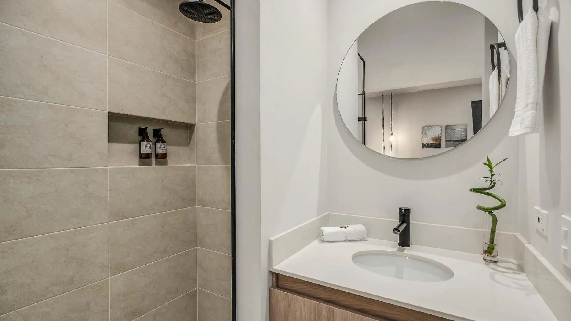 Hotel Mohk Boutique By Housy Host Medellín Colombia